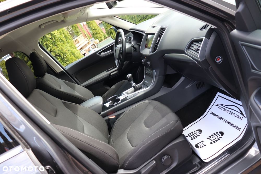 Ford S-Max - 8