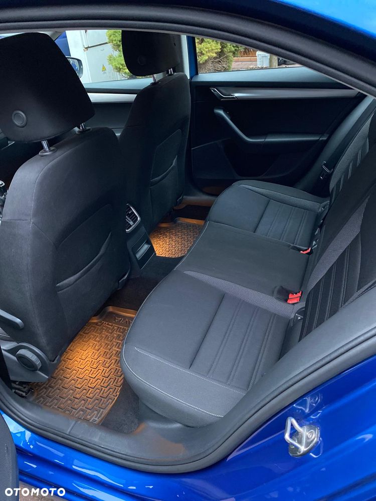 Skoda Octavia 1.5 TSI GPF ACT Ambition - 9