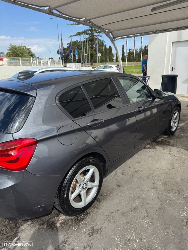 BMW 116 d Line Urban - 4