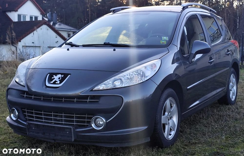 Peugeot 207 - 3