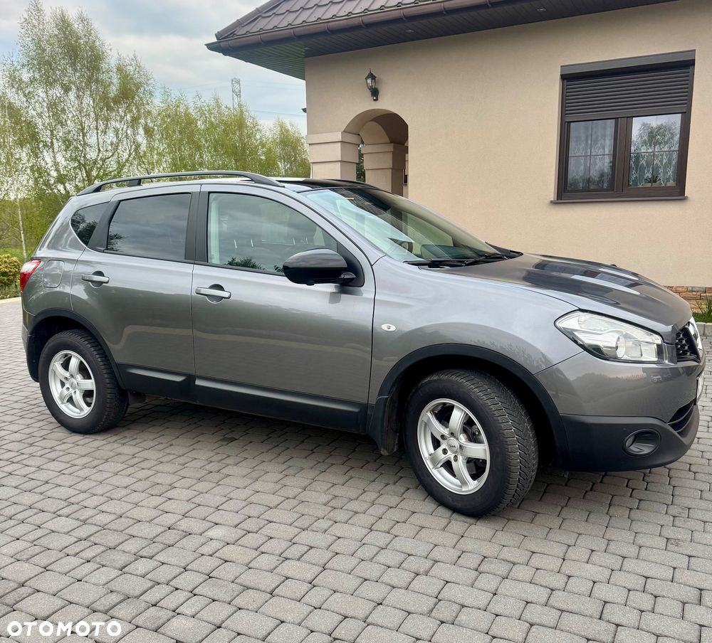 Nissan Qashqai 2.0 4 x 4 CVT 360 - 4