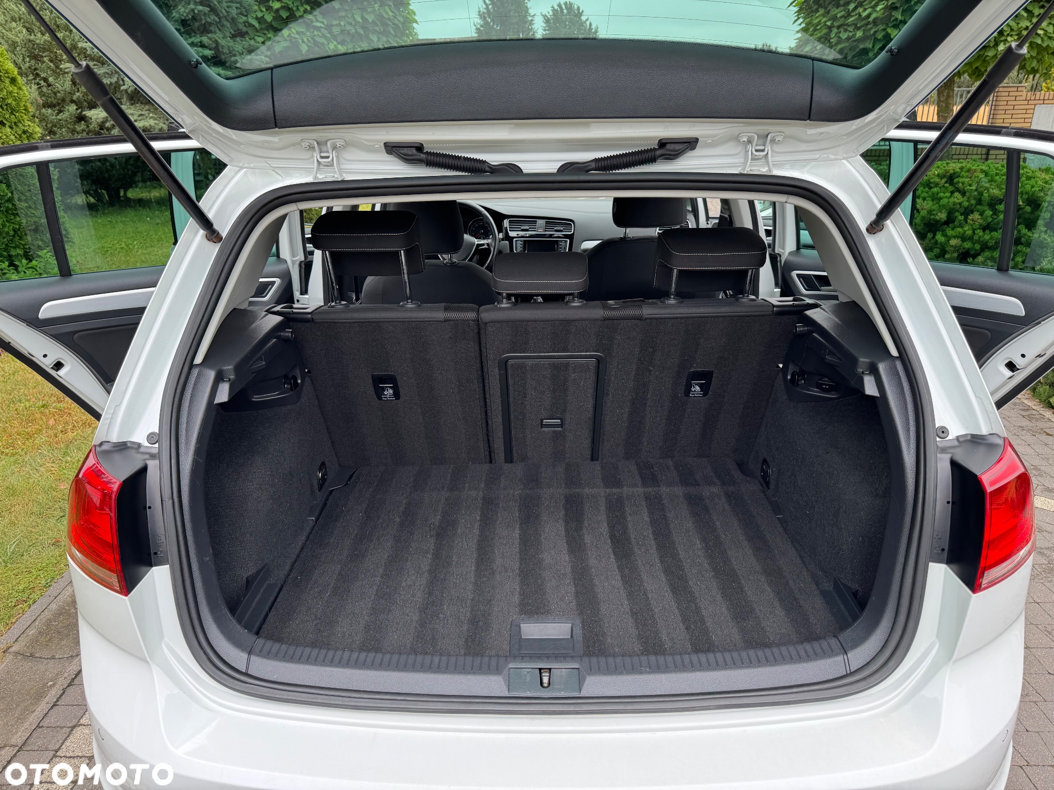 Volkswagen Golf 2.0 BlueTDI Cup - 24