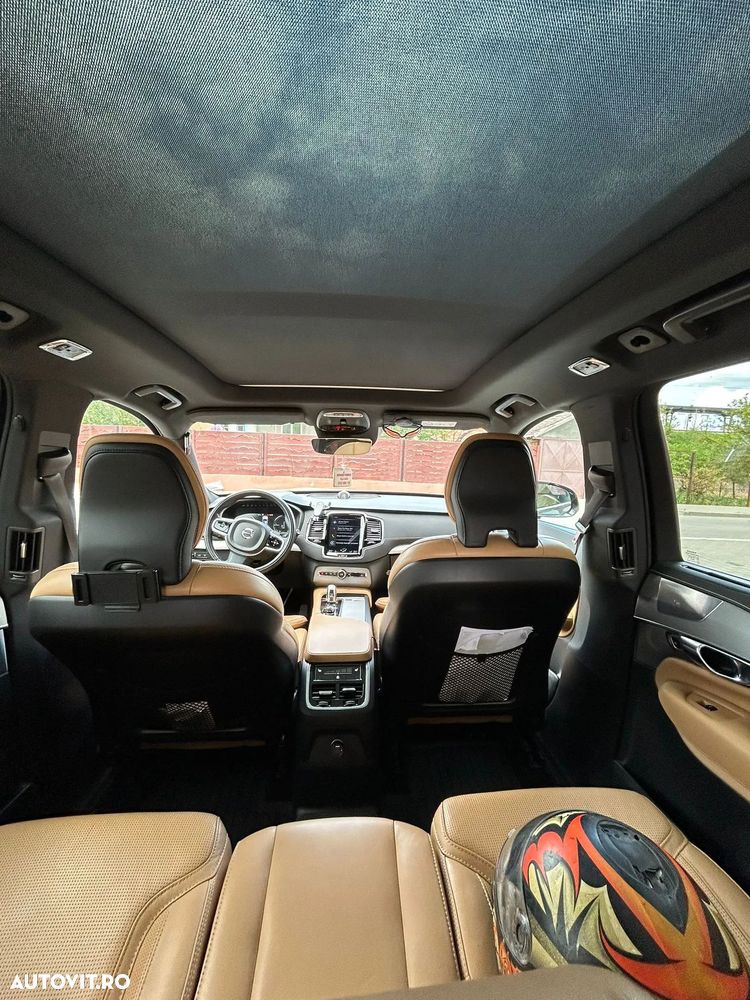 Volvo XC 90 - 12