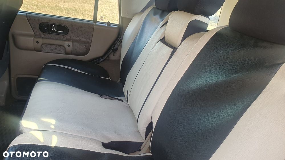 Land Rover Discovery 2.5 TD5 - 7