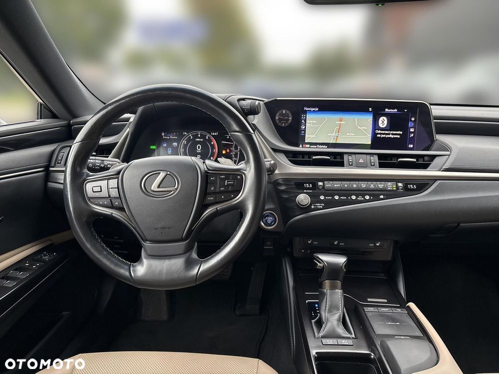 Lexus ES - 11