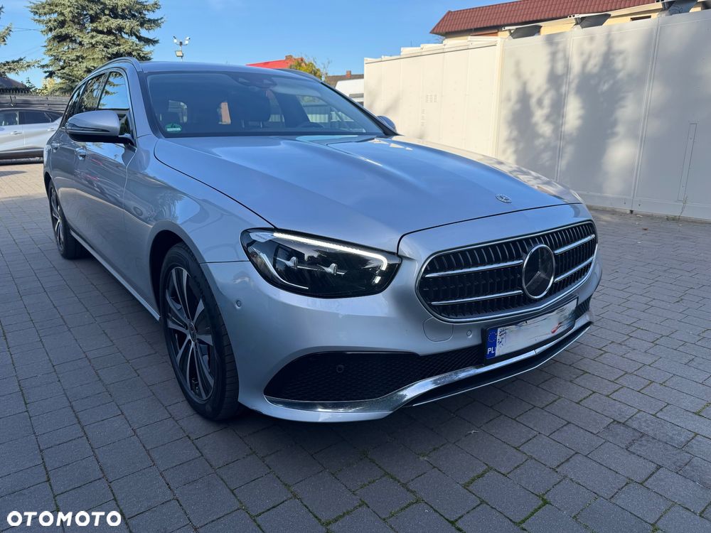 Mercedes-Benz Klasa E 220 d T 9G-TRONIC Avantgarde - 12