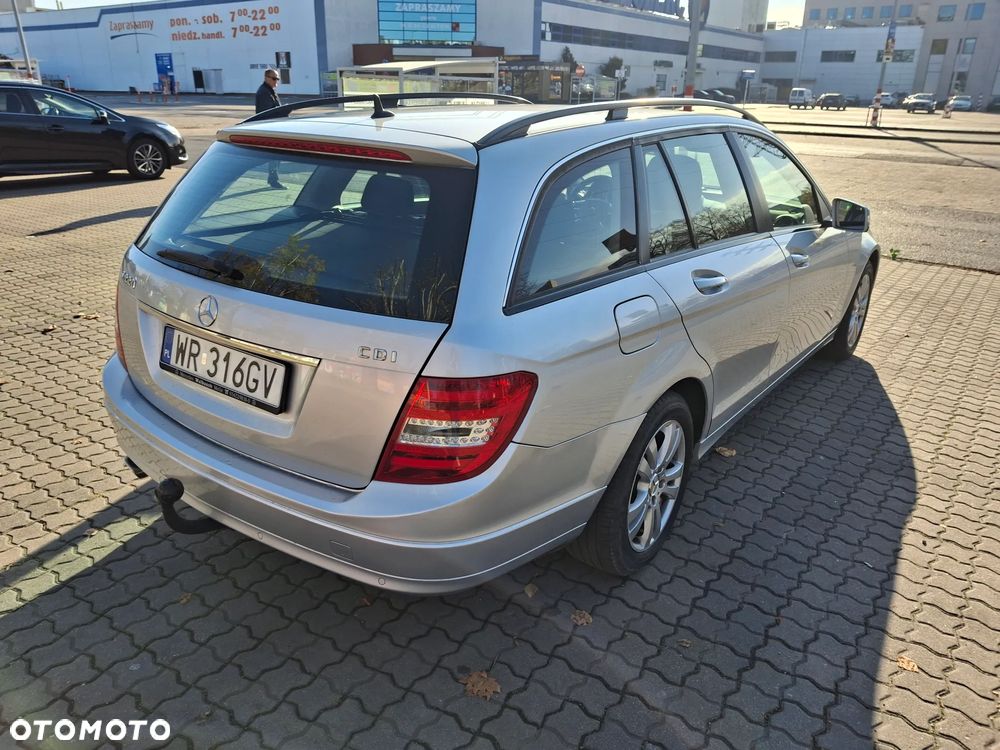Mercedes-Benz Klasa C 220 CDI BlueEff Edition Elegance - 8