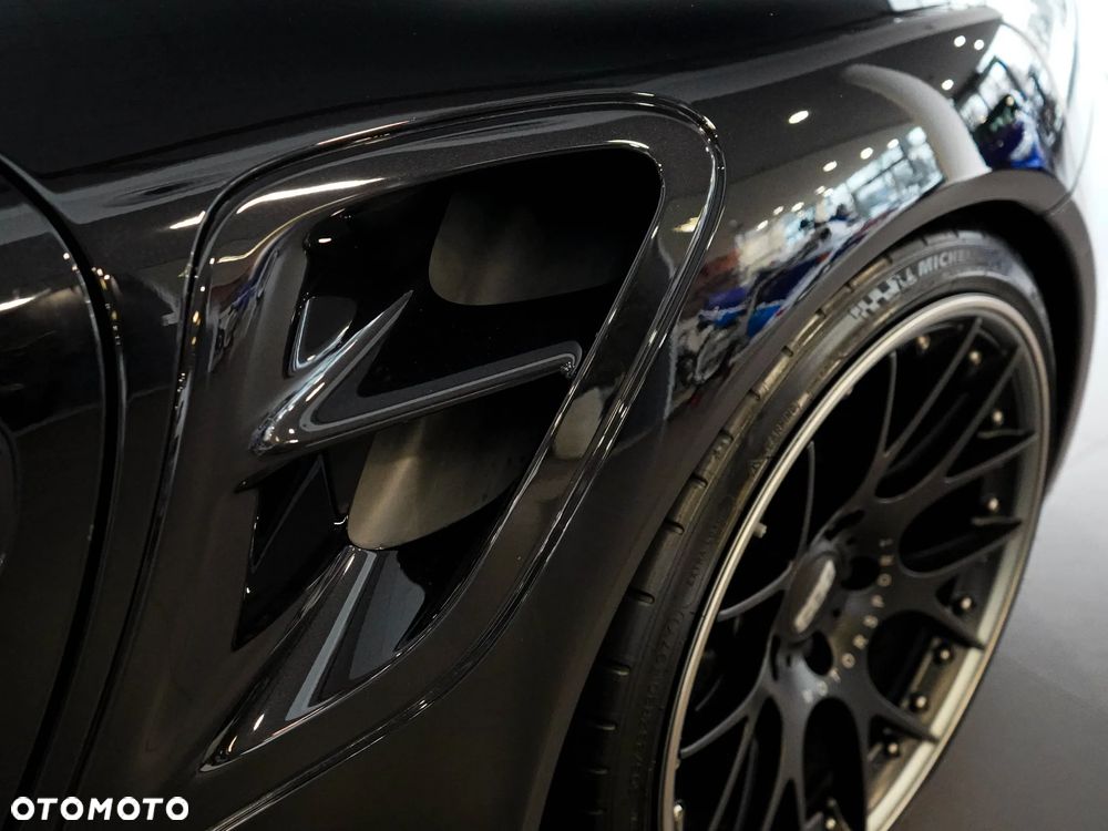 Porsche 911 Turbo S - 7