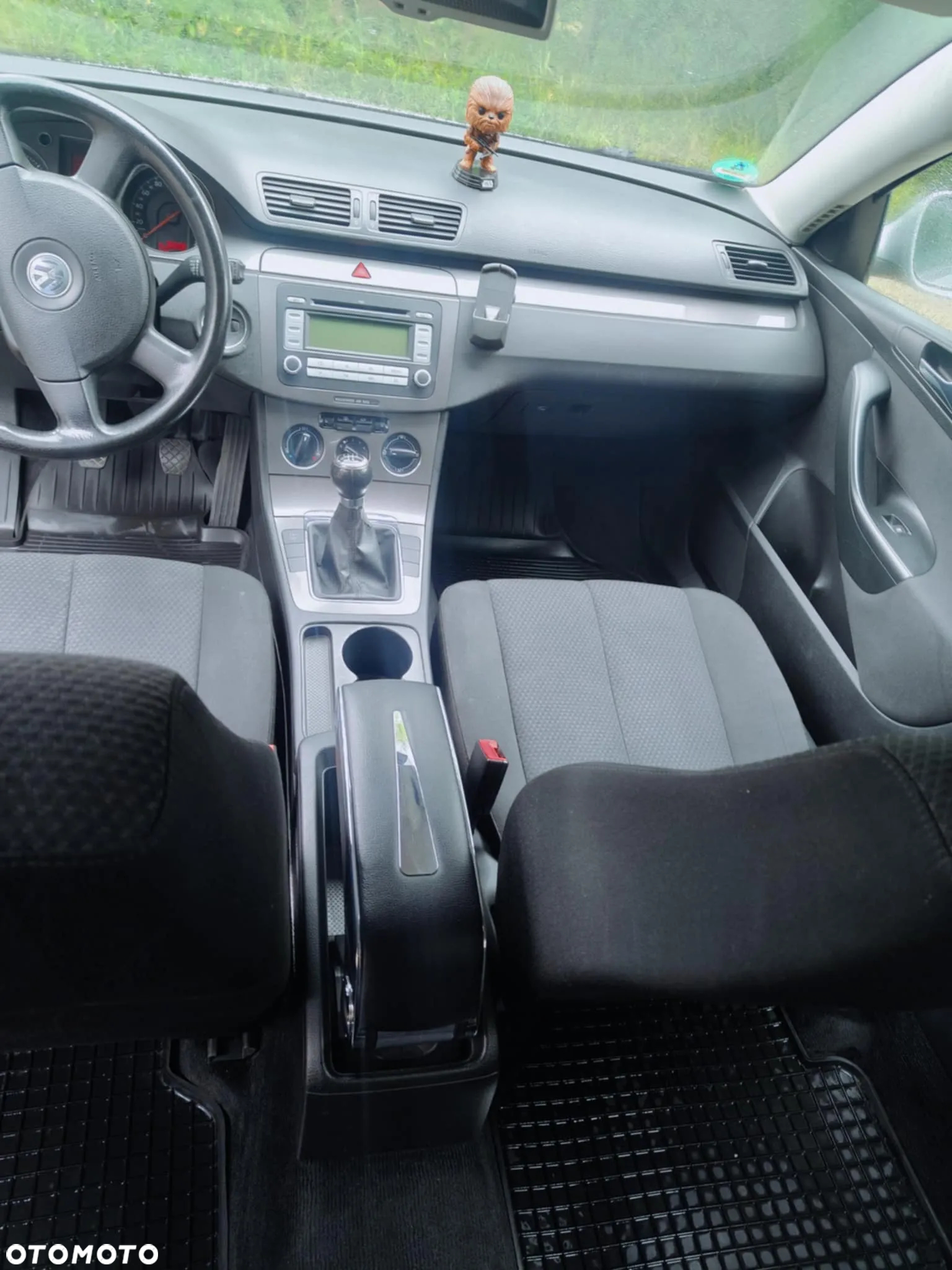 Volkswagen Passat - 8