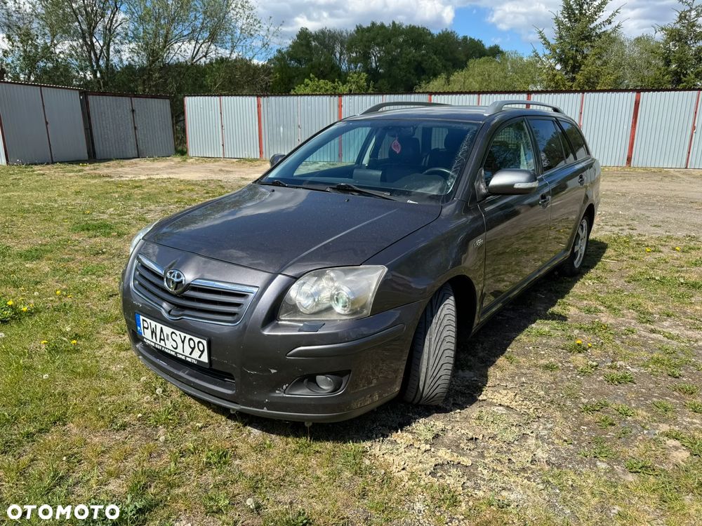 Toyota Avensis 2.2 D-4D Prestige - 1