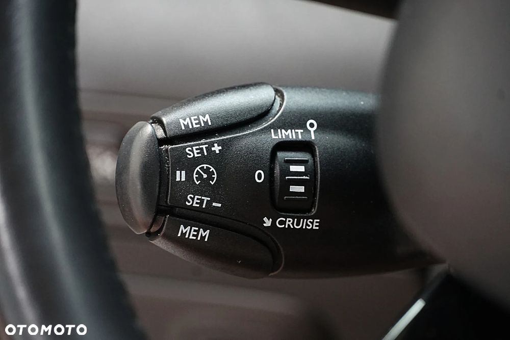 Citroën C3 Aircross 1.5 BlueHDi Shine S&S EAT6 - 34