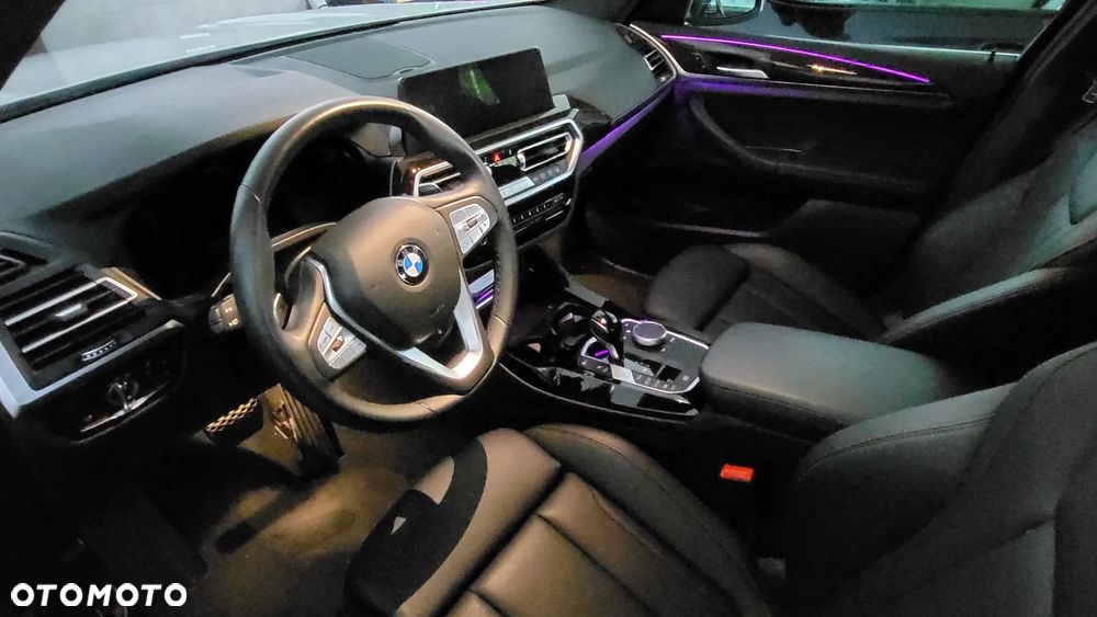BMW X3 xDrive30i Luxury Line - 22