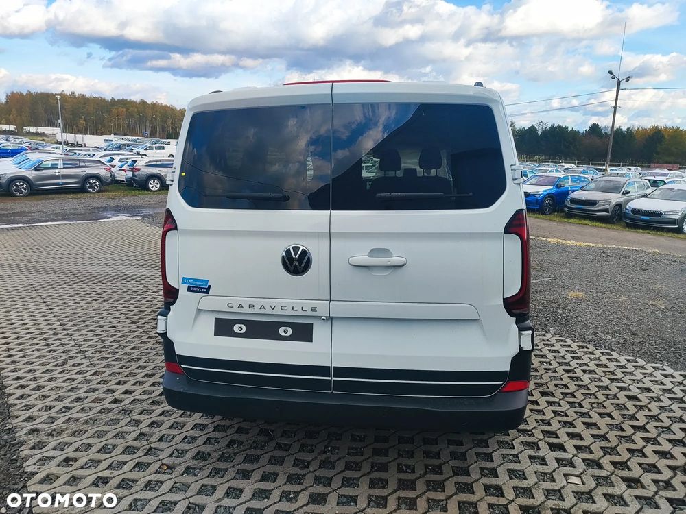 Volkswagen Caravelle - 3