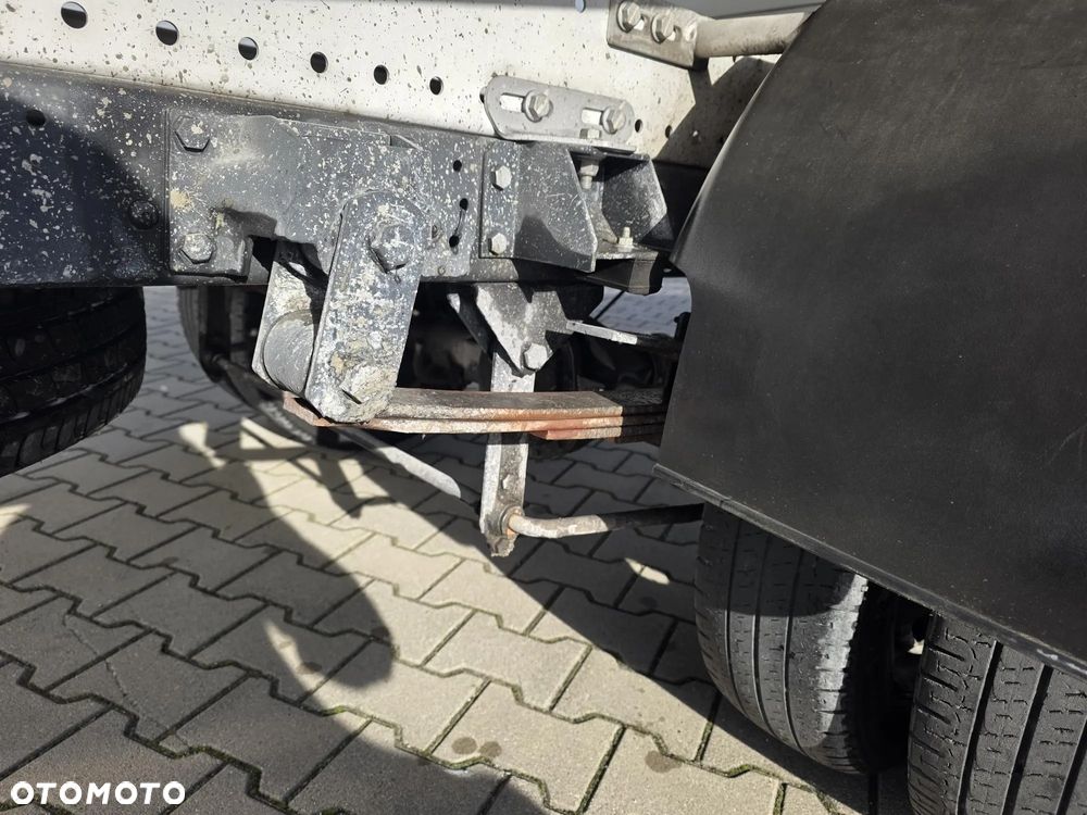 Iveco 35C14 Wywrotka Doka Brygadówka Wzmocniona Skrzynka Narzędziowa - 7