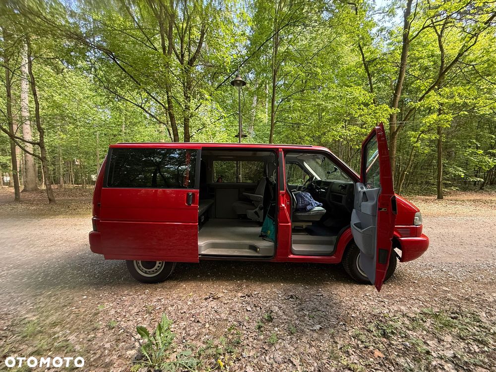 Volkswagen Multivan - 7