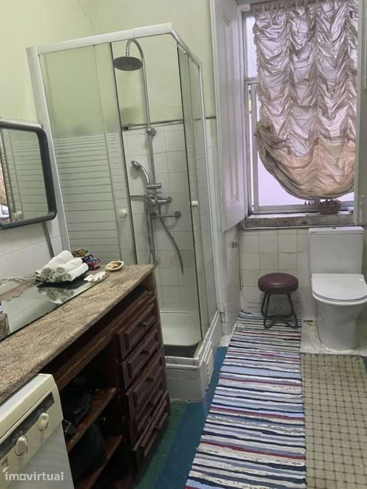 Quarto - localizado em Alcântara Lisbon - Grande imagem: 5/15