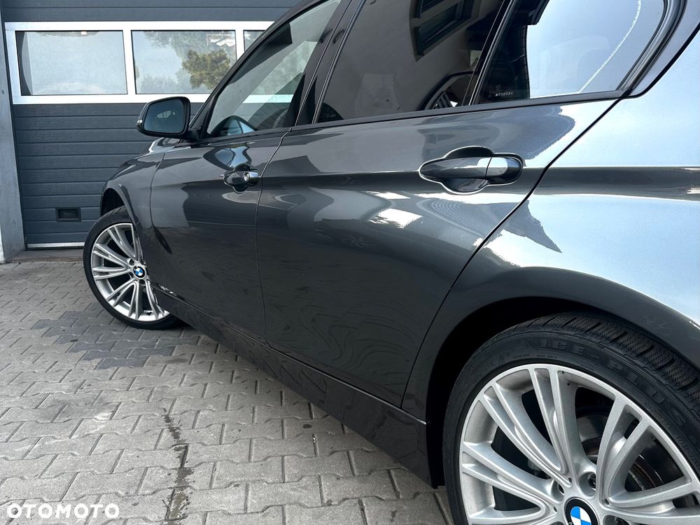 BMW Seria 3 320d - 8