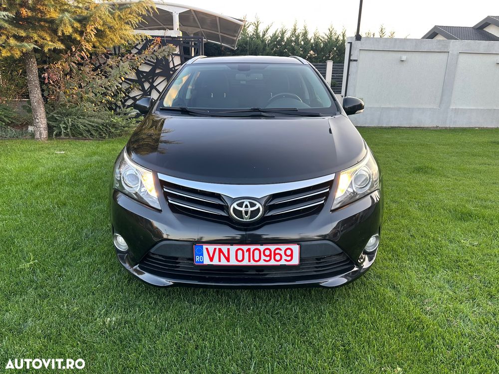 Toyota Avensis - 9