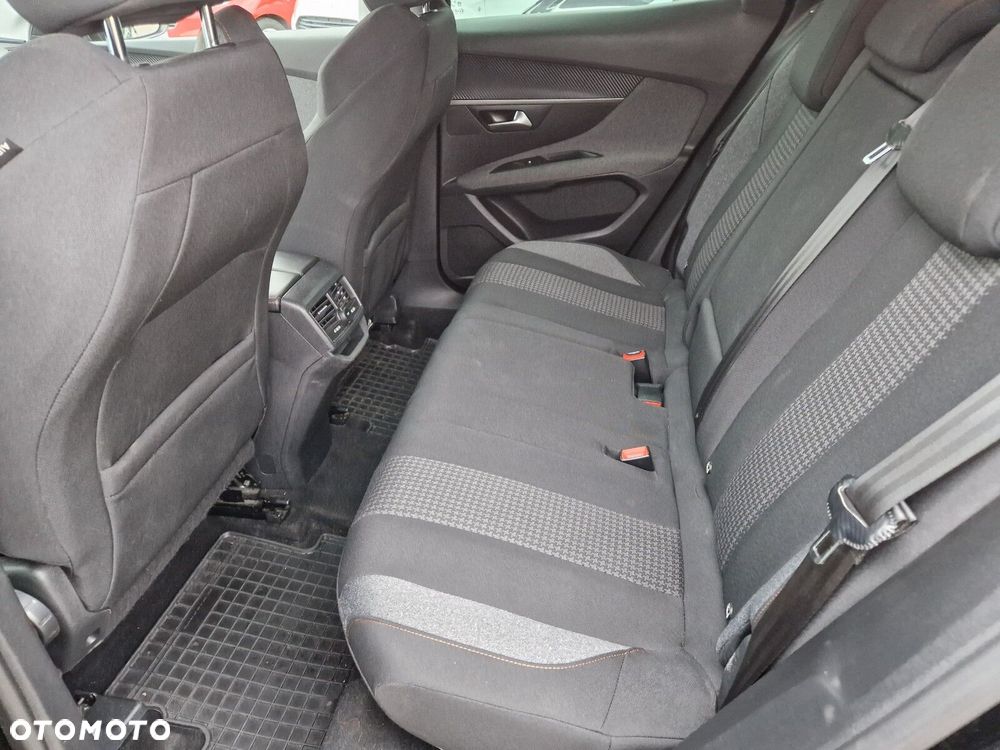 Peugeot 3008 1.5 BlueHDi Active S&S - 30