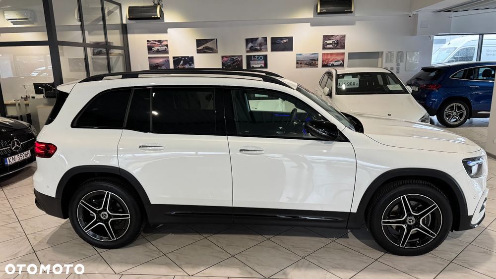 Mercedes-Benz GLB 200 AMG Line 7G-DCT - 6