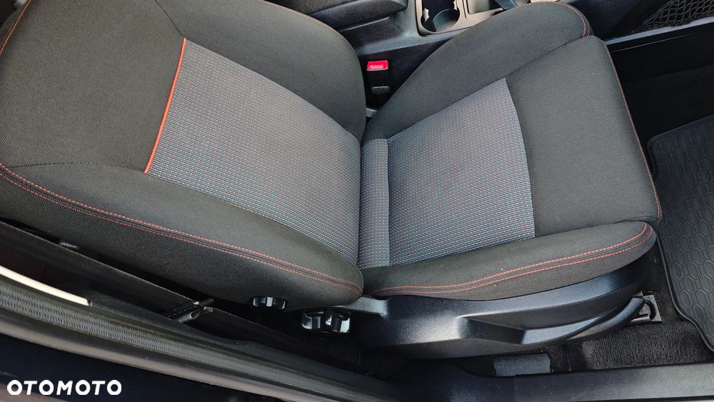 Ford S-Max 2.0 Titanium - 9