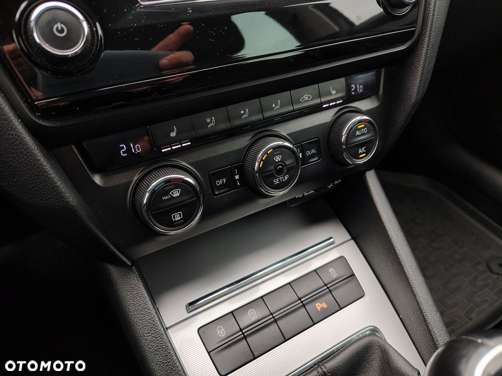 Skoda Octavia 2.0 TDI 4x4 Elegance - 17