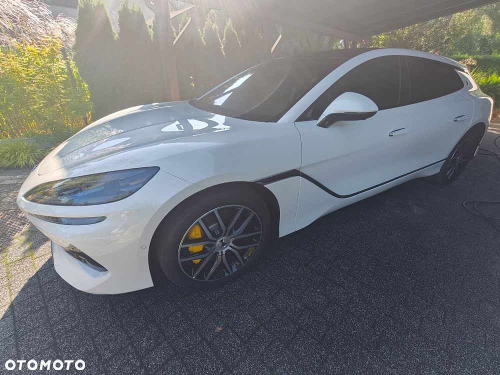 Denza Z9 GT - 4
