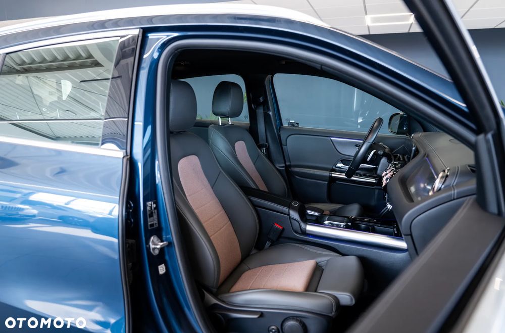 Mercedes-Benz EQA 250 66.5kWh Electric Art - 27