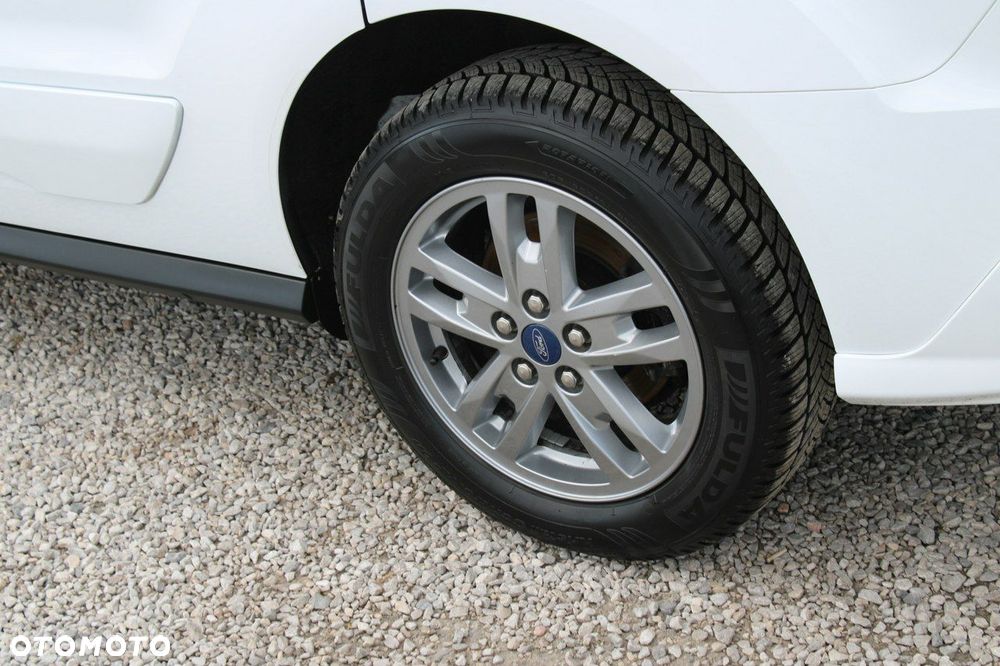 Ford Tourneo Connect - 10