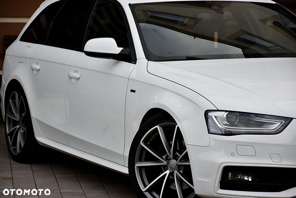 Audi A4 Avant 2.0 TDI Quattro S tronic - 3