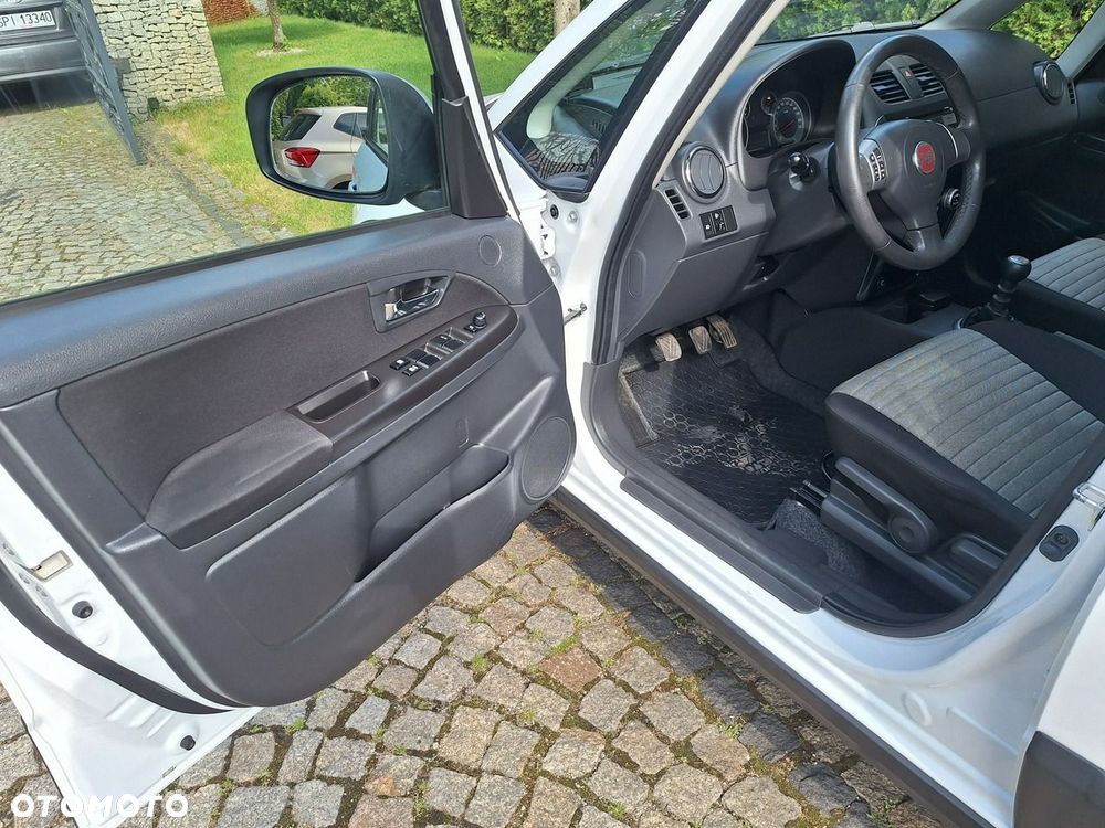 Fiat Sedici 2.0 Multijet 16V 4x4 Emotion - 9