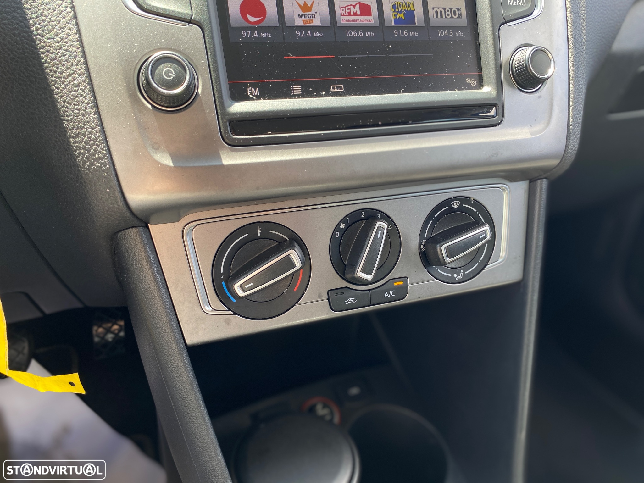 VW Polo 1.0 Lounge - 29