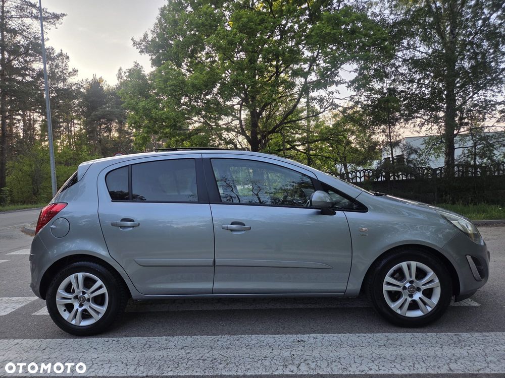 Opel Corsa 1.2 16V Cosmo EasyTronic - 5