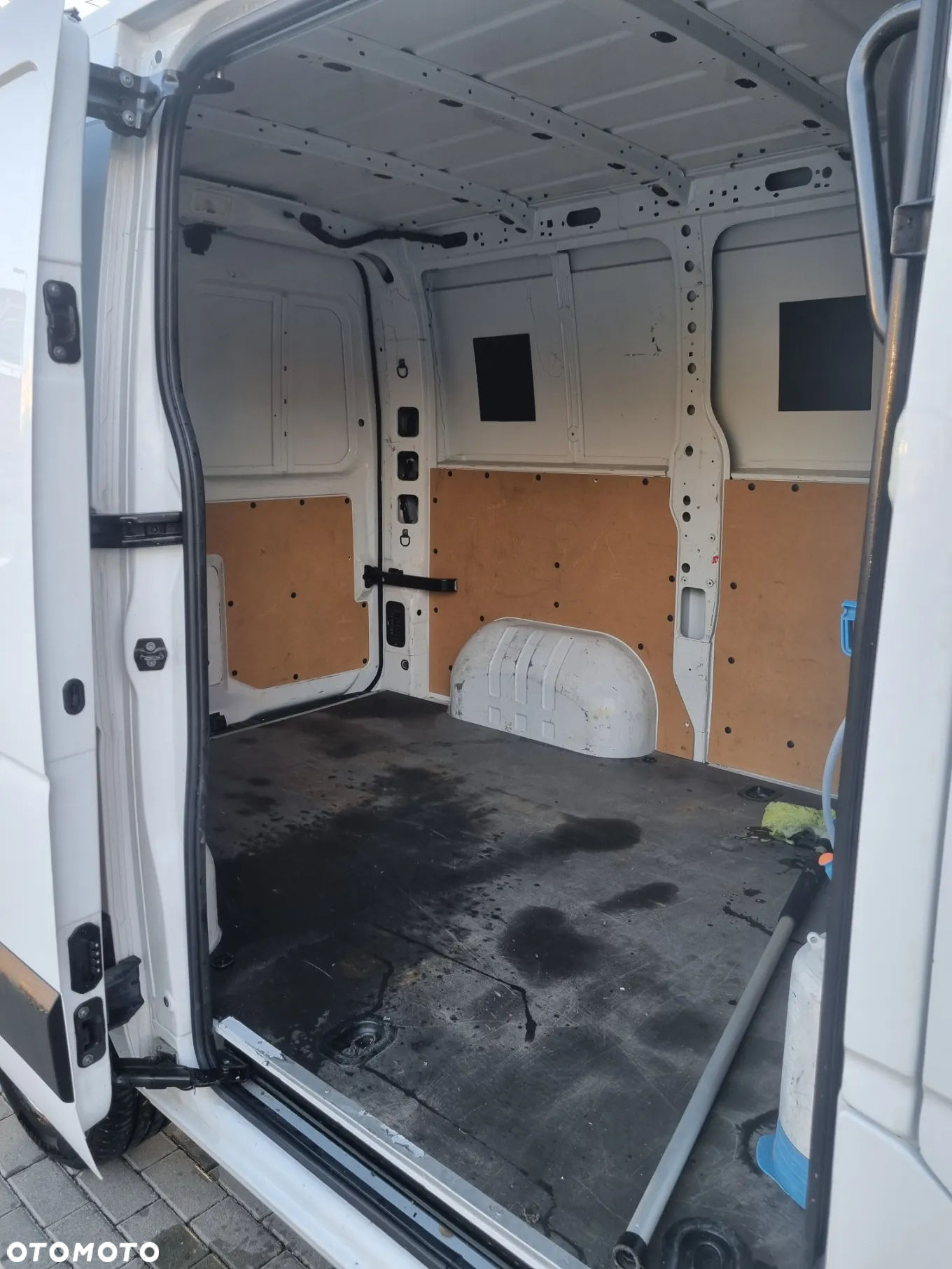 Nissan Nv 400 - 19
