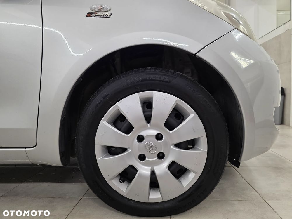 Toyota Yaris - 26