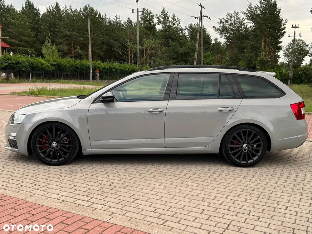 Skoda Octavia 2.0 TDI DSG RS - 4