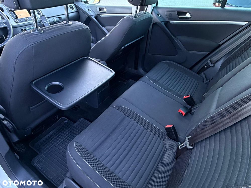 Volkswagen Tiguan 2.0 TDI DPF BlueMotion Technology Cup Sport & Style - 12