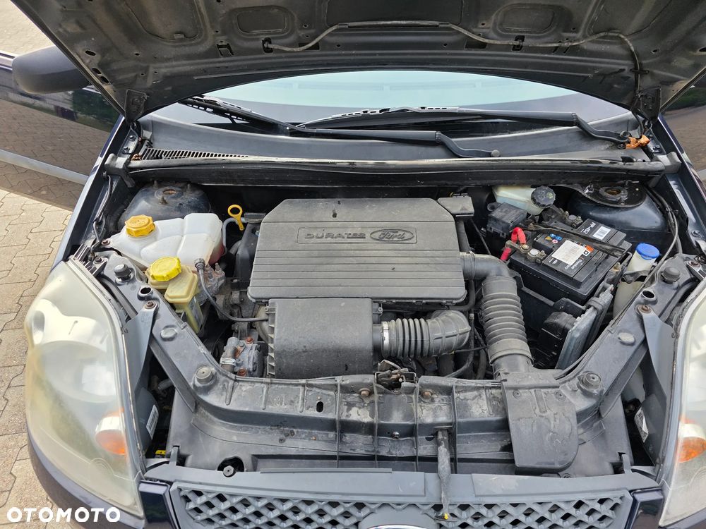 Ford Fiesta - 13