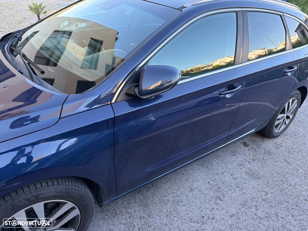 Hyundai i30 SW 1.6 CRDi Style+Navi - 2