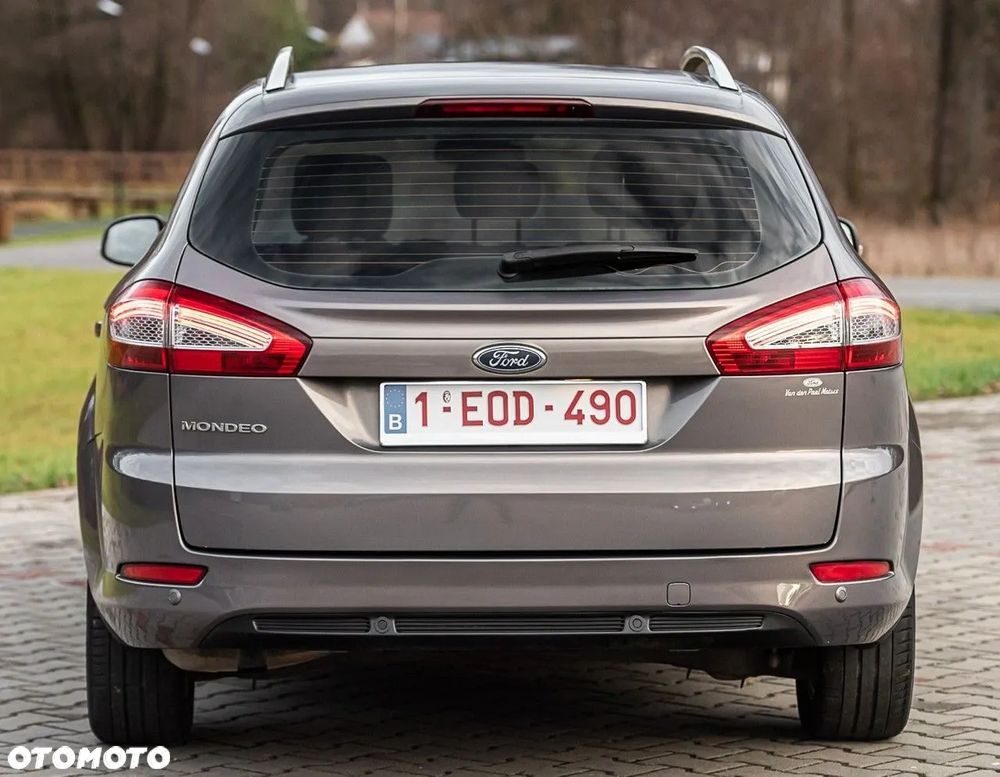 Ford Mondeo - 8