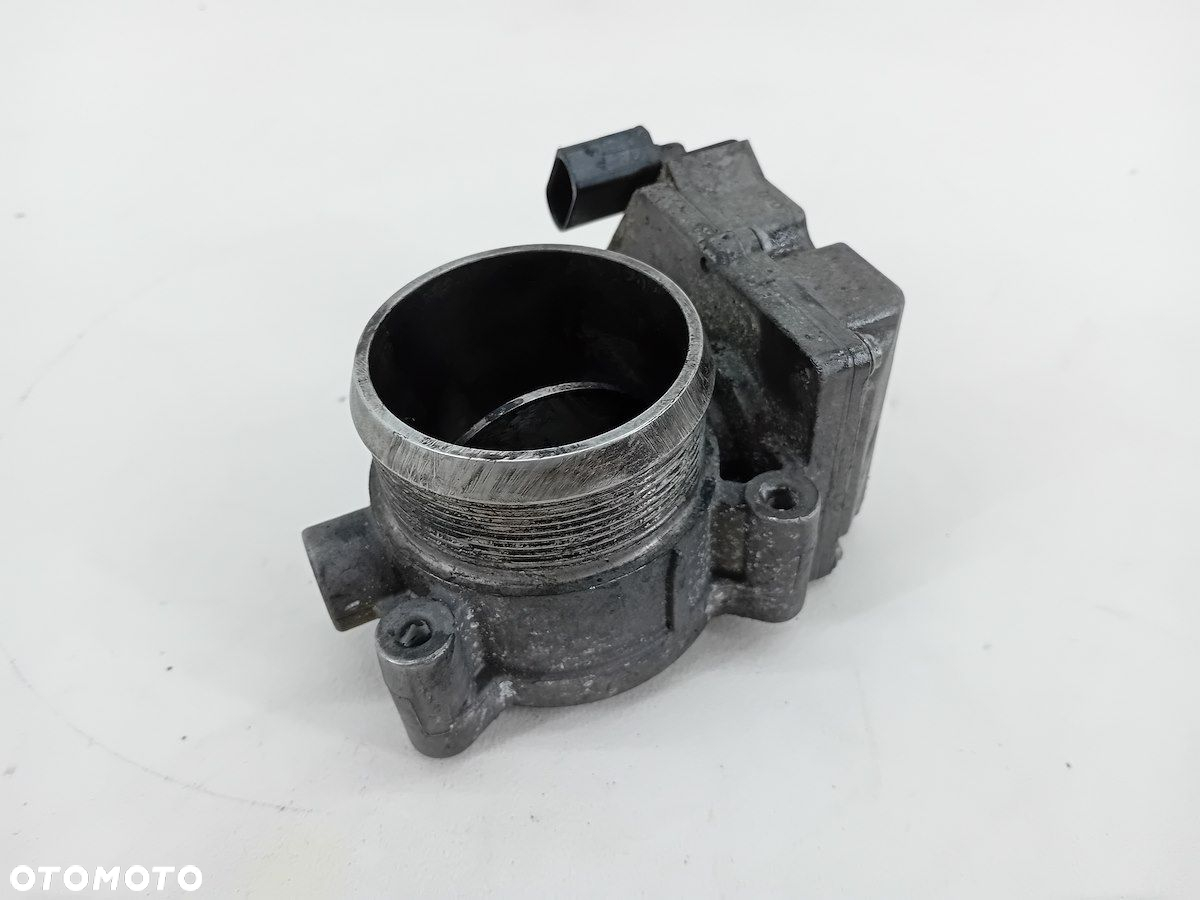 PRZEPUSTNICA AUDI A6 C6 4E0145950C 408240241002 3.0 TDI - 5