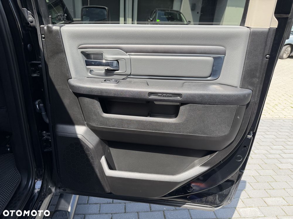 RAM 1500 5.7 Crew Cab Laramie - 13