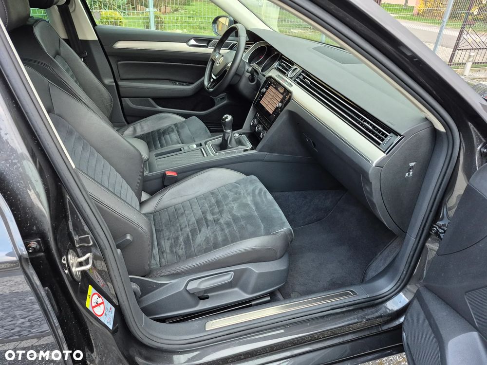 Volkswagen Passat 2.0 TDI (BlueMotion Technology) Highline - 10