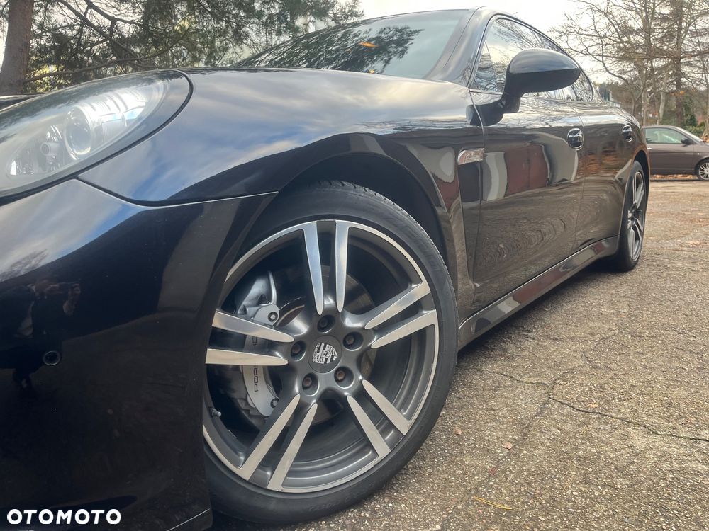 Porsche Panamera 4S - 12