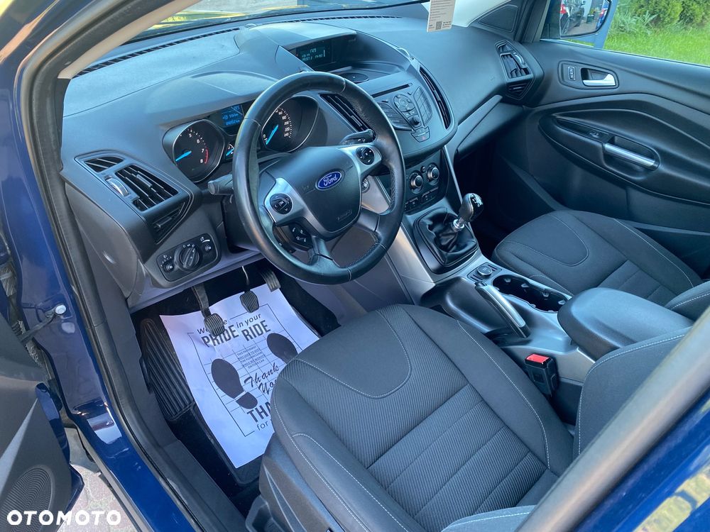 Ford Kuga - 25