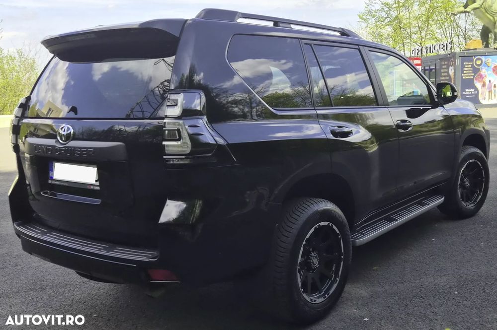 Toyota Land Cruiser 2.8l D-4D 204 CP A/T Luxury Black Matte Edition - 6