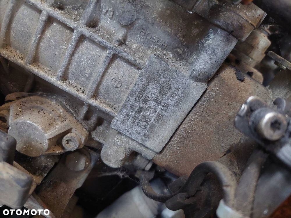 SILNIK DIESEL + POMPA WTRYSKI TURBO PASSAT B5 1.9 TDI AFN 028145702H - 2