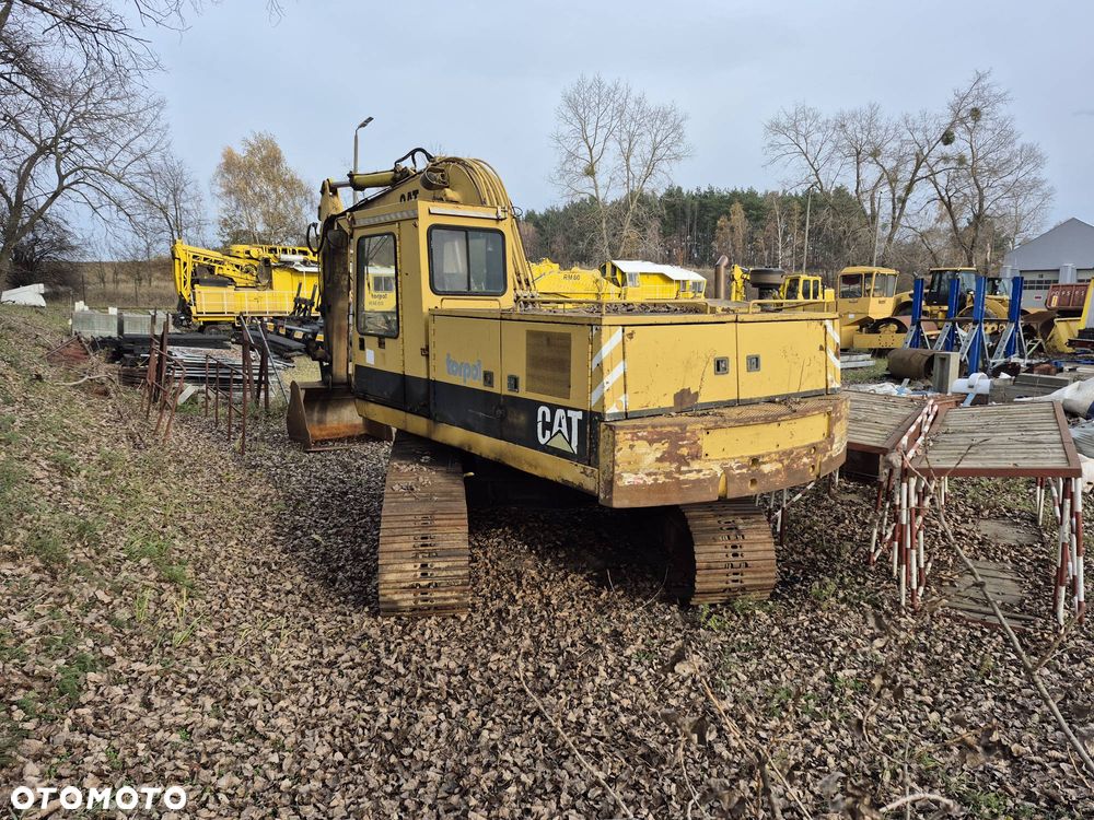 Caterpillar 215 DLC - 4