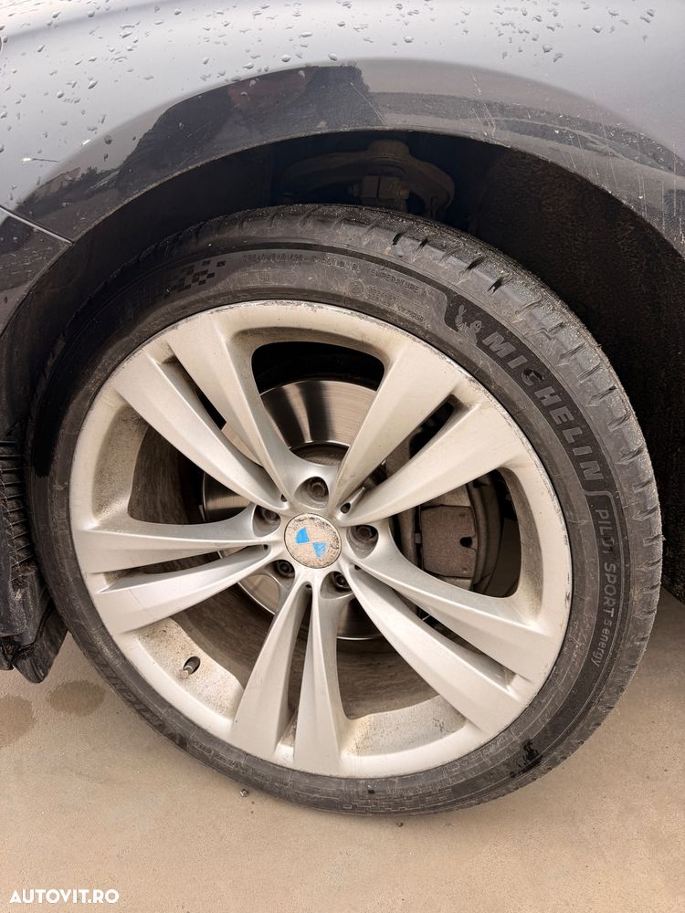 BMW Seria 5 530d xDrive Aut. - 4