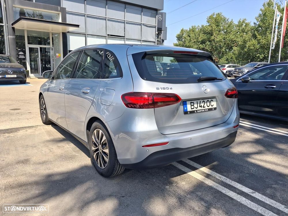 Mercedes-Benz B 180 d - 7
